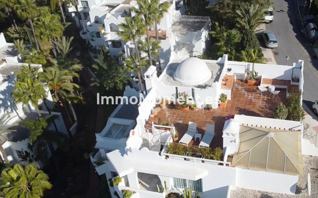 Wohnung - Wiederverkauf - Marbella - Reserva de Marbella