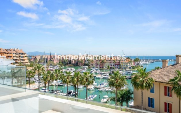 Wohnung - Wiederverkauf - Sotogrande - Sotogrande Puerto