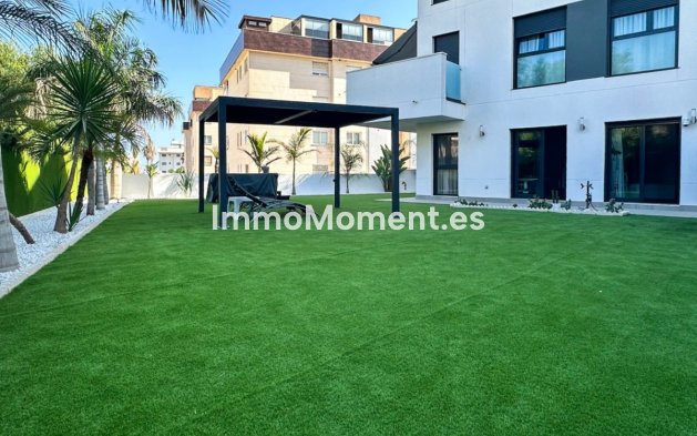 Wohnung - Wiederverkauf - Torremolinos - Torremolinos