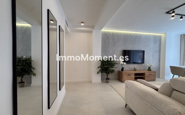 Wohnung - Wiederverkauf - Torrevieja - Torrevieja Centro