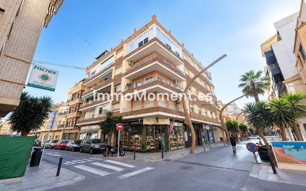 Wohnung - Wiederverkauf - Torrevieja - Torrevieja Centro
