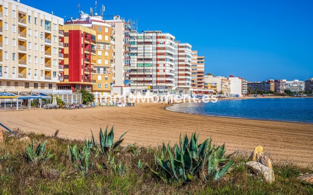Wohnung - Wiederverkauf - Torrevieja - Torrevieja Centro