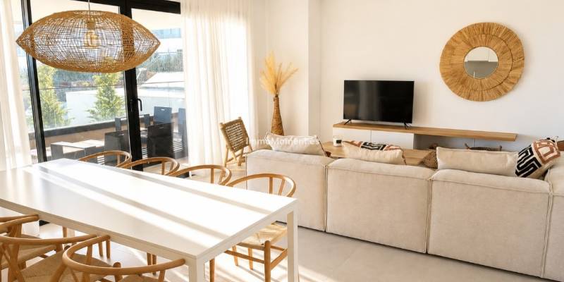 LUXUSWOHNUNG MIT 4 SCHLAFZIMMERN ZU VERKAUFEN IN ESTEPONA | LAS MESAS