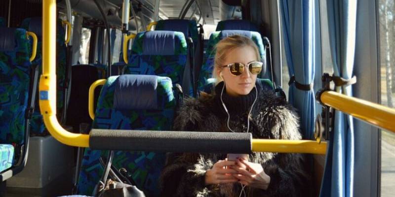 FREE BUSES