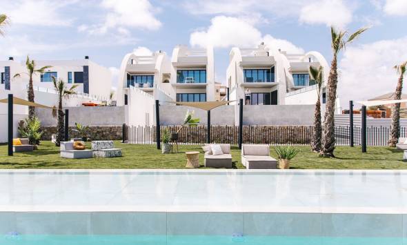 Lage bungalow (tuin) in Ciudad Quesada