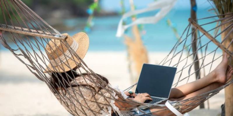 DIGITAL NOMADS IN SPAIN