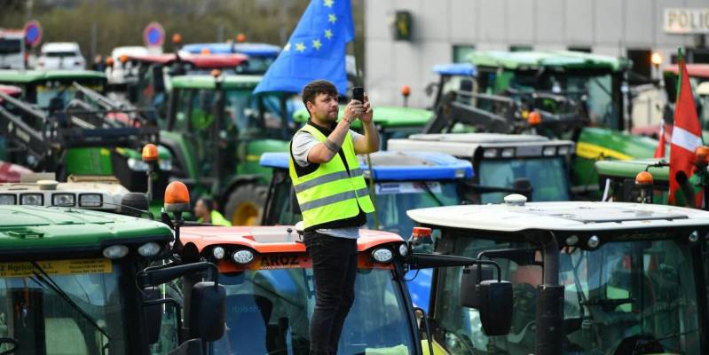 SPAANSE BOEREN SLAAN ALARM
