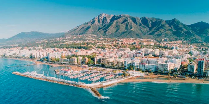 These are the twelve cities with the most sun in Spain