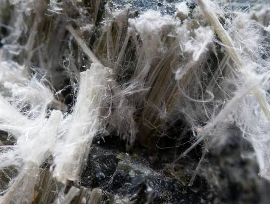 Asbestos in Spanish Construction: What You Need to Know About History, Legislation, and Removal