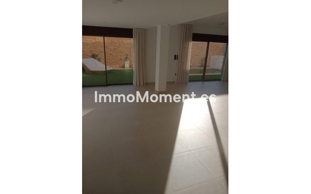 Reventa - Villa independiente - Finestrat