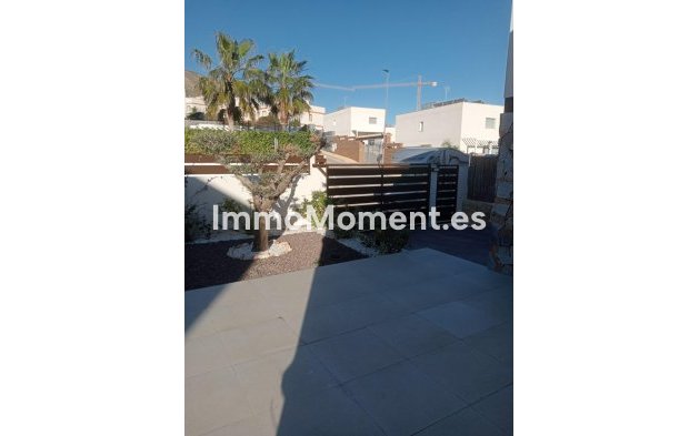 Reventa - Villa independiente - Finestrat