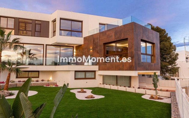 Resale - Detached villa - Benidorm - Benidorm Centro