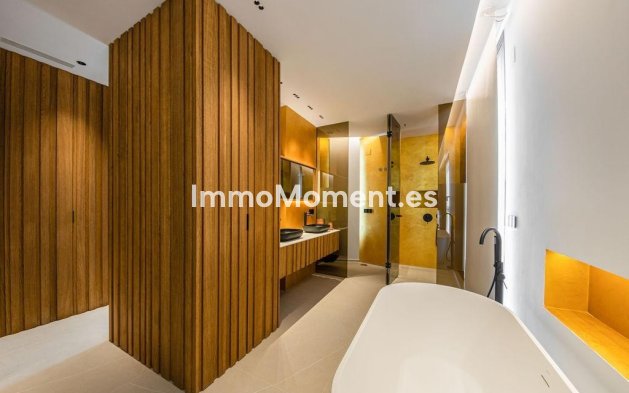 Resale - Detached villa - Benidorm - Benidorm Centro