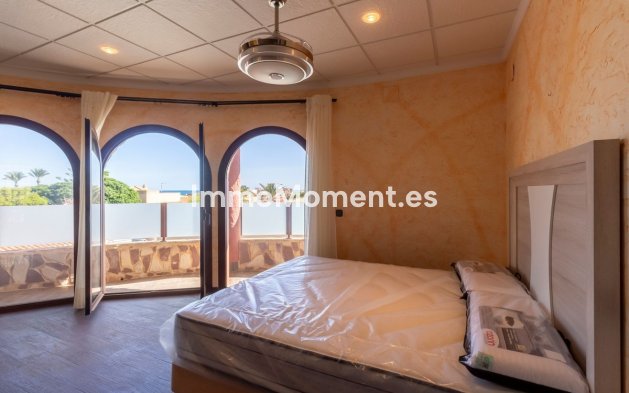 Wiederverkauf - Freistehende Villa - Orihuela - Orihuela Costa