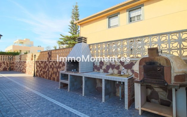 Wiederverkauf - Freistehende Villa - Orihuela - Orihuela Costa