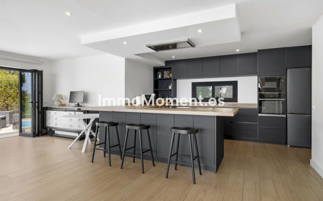 Reventa - Villa independiente - Benalmadena - Benalmadena Centro