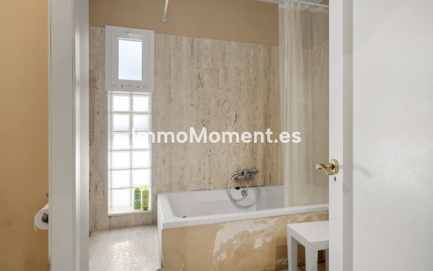 Reventa - Villa independiente - Benalmadena - Benalmadena Centro