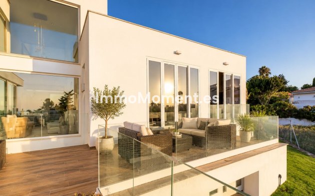 Bestaande woning - Vrijstaande villa - Estepona  - Estepona Centro