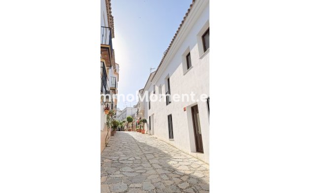 Wiederverkauf - Grundstück - Estepona  - Estepona Centro