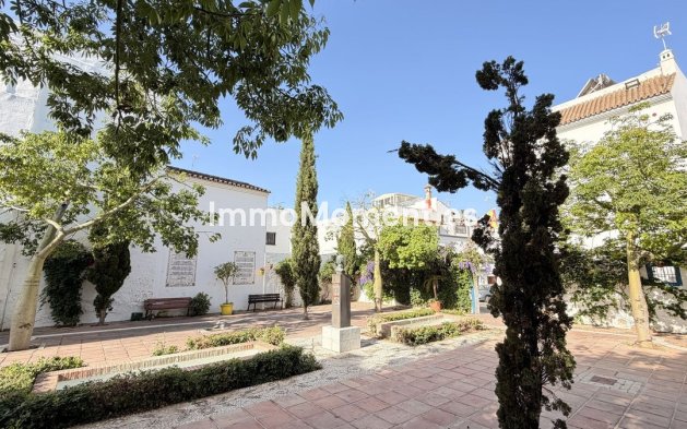 Wiederverkauf - Grundstück - Estepona  - Estepona Centro