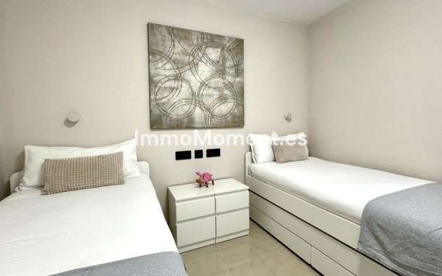 Wiederverkauf - Wohnung - Marbella - Puerto Banús