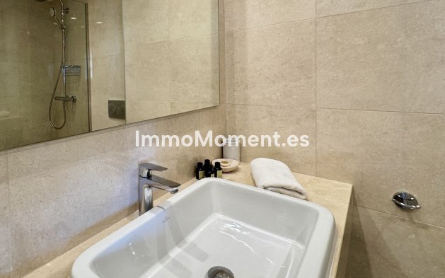Wiederverkauf - Wohnung - Marbella - Puerto Banús