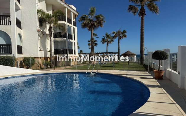 Resale - Apartment - Mijas - Calahonda