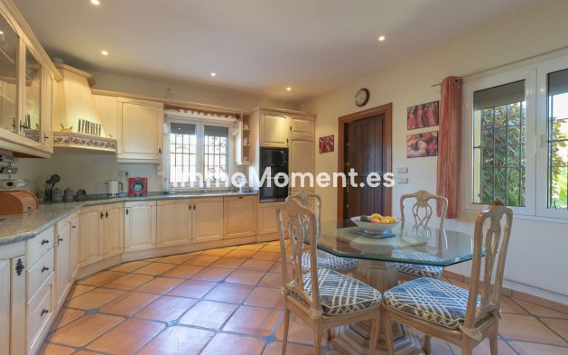 Bestaande woning - Vrijstaande villa - Marbella - Elviria
