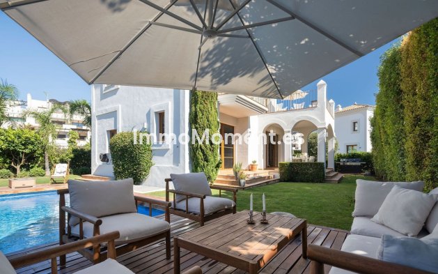 Bestaande woning - Vrijstaande villa - Estepona  - Selwo