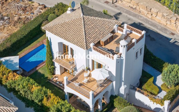 Bestaande woning - Vrijstaande villa - Estepona  - Selwo
