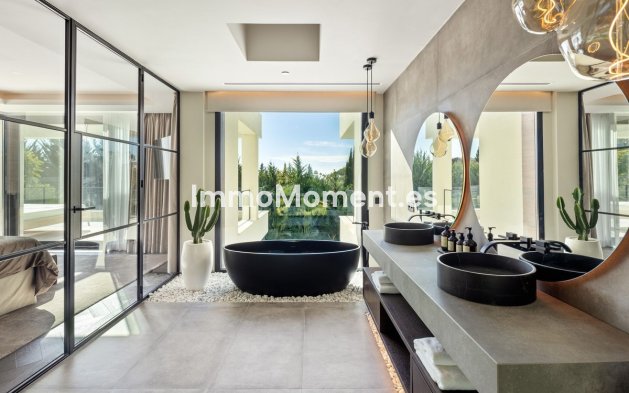 Bestaande woning - Vrijstaande villa - Marbella - Nueva Andalucía