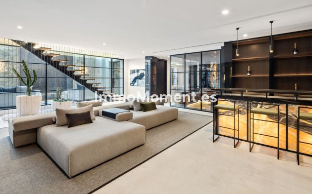 Bestaande woning - Vrijstaande villa - Marbella - Nueva Andalucía