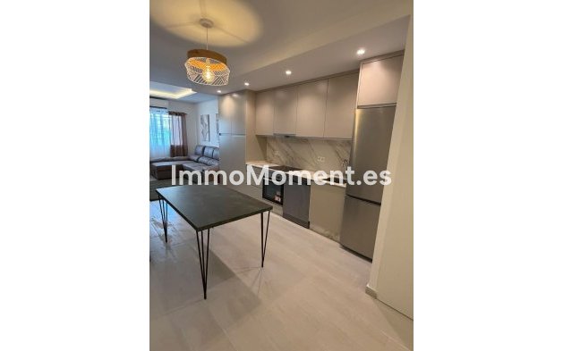 Wiederverkauf - Wohnung - Torremolinos