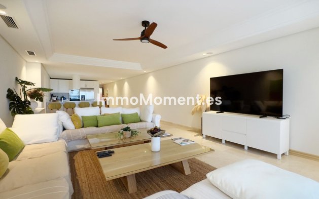 Resale - Apartment - Marbella - Los Monteros
