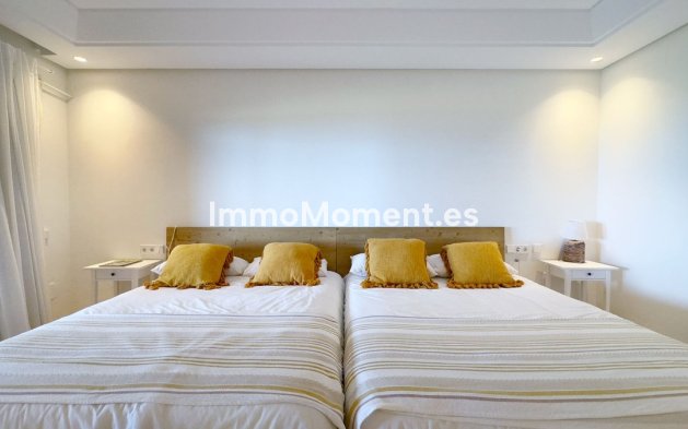 Resale - Apartment - Marbella - Los Monteros