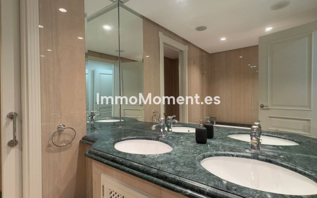 Resale - Apartment - Marbella - Los Monteros