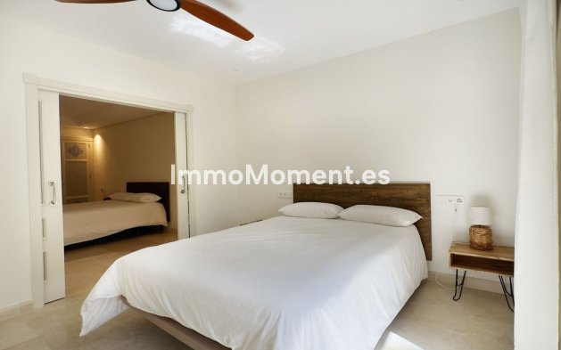 Resale - Apartment - Marbella - Los Monteros