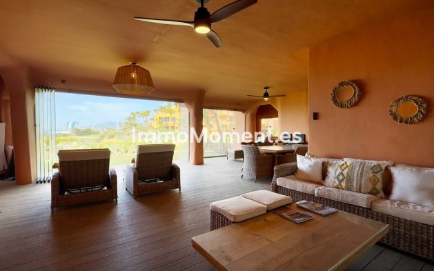 Resale - Apartment - Marbella - Los Monteros