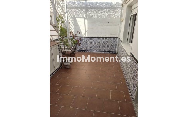 Resale - Apartment - Inland  - Alhaurín el Grande Centro
