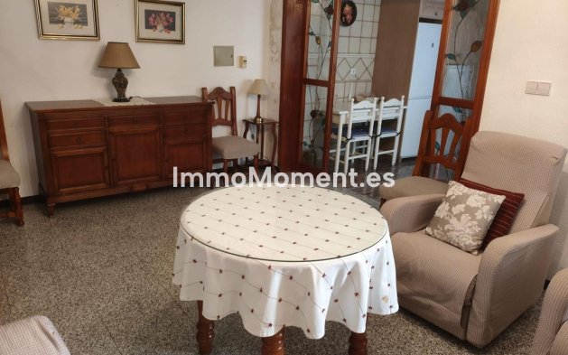 Resale - Apartment - Inland  - Alhaurín el Grande Centro