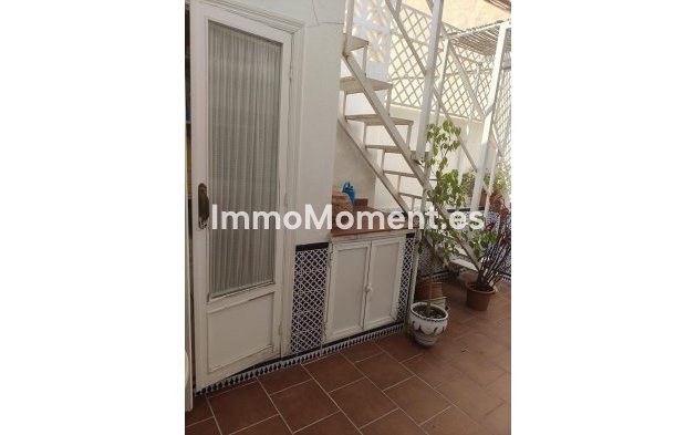 Resale - Apartment - Inland  - Alhaurín el Grande Centro