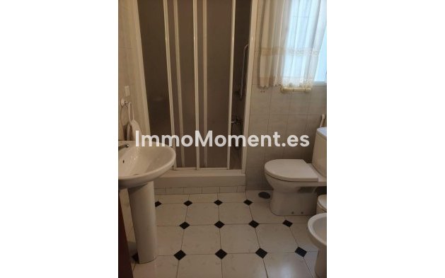 Resale - Apartment - Inland  - Alhaurín el Grande Centro