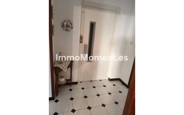 Resale - Apartment - Inland  - Alhaurín el Grande Centro
