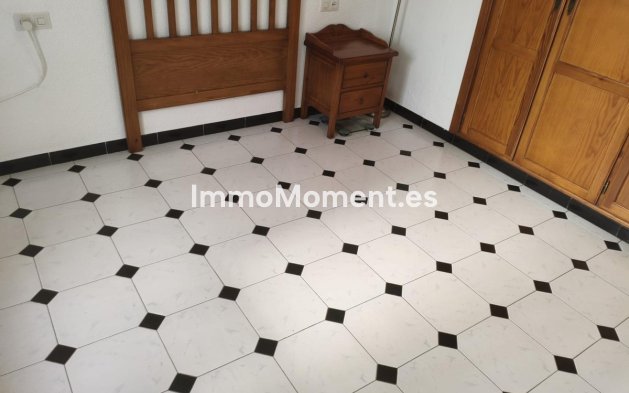 Resale - Apartment - Inland  - Alhaurín el Grande Centro