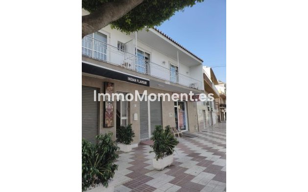 Resale - Apartment - Inland  - Alhaurín el Grande Centro