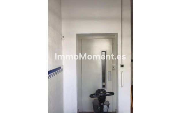 Resale - Apartment - Inland  - Alhaurín el Grande Centro