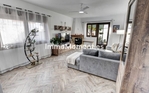 Bestaande woning - Vrijstaande villa - Benalmadena - Benalmadena Centro