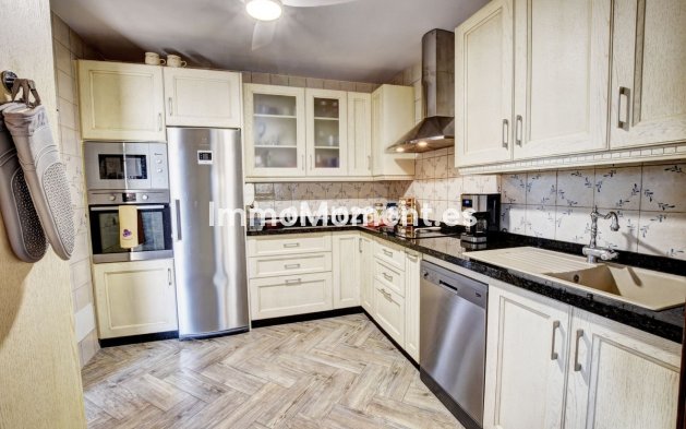 Bestaande woning - Vrijstaande villa - Benalmadena - Benalmadena Centro