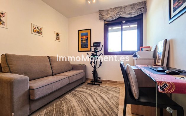 Resale - Apartment - Casares - Casares Centro