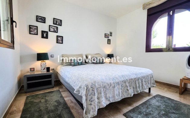 Resale - Apartment - Casares - Casares Centro